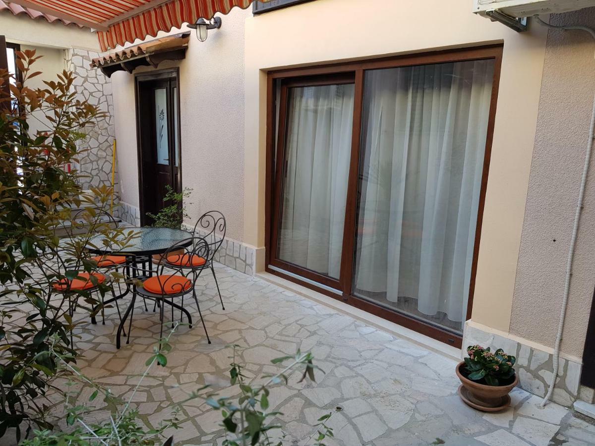 L&m Studio Apartman * Pula